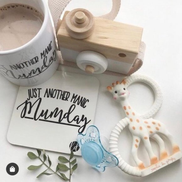 Sophie La Girafe | So Pure Handheld Teether Giraffe - Picture 1 of 10